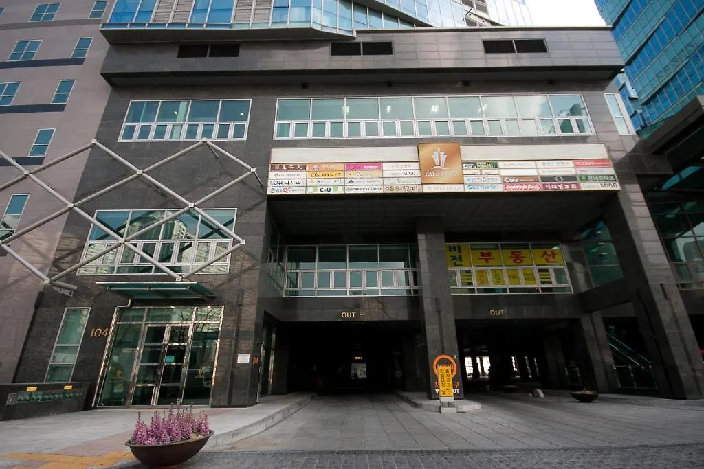 Pale De Cz Lct House Apartment Busan 0*,  South Korea