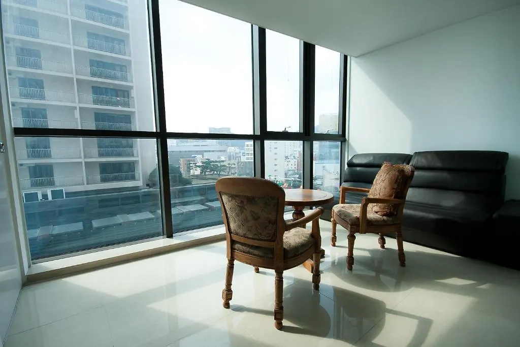 Pale De Cz Lct House Apartment Busan South Korea
