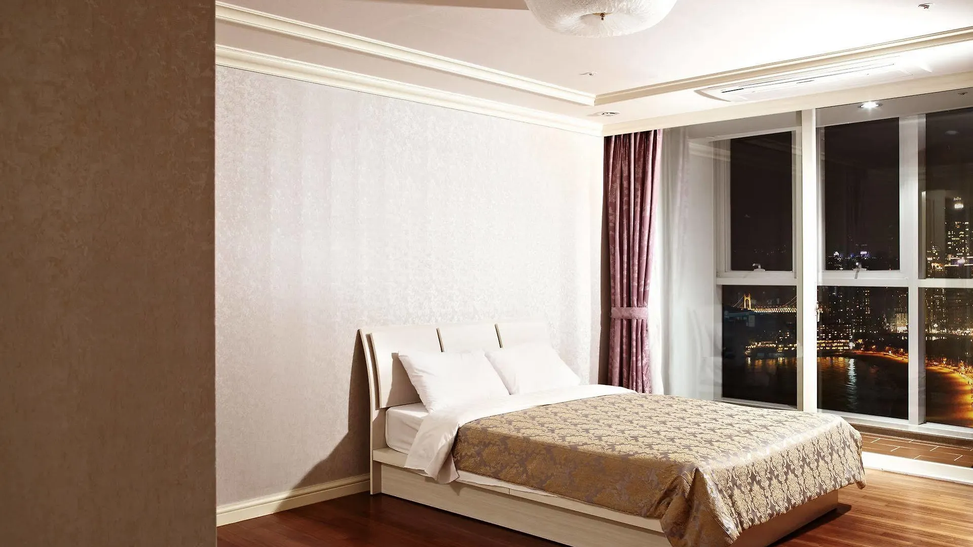 Pale De Cz Lct House Apartment Busan South Korea