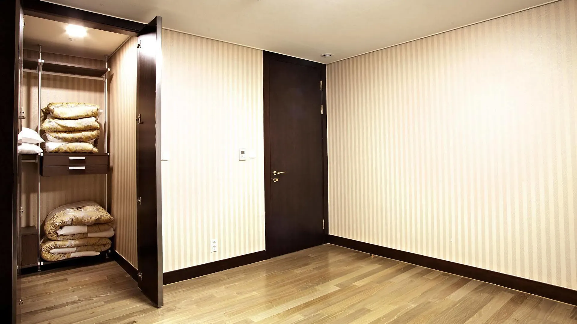 Pale De Cz Lct House Apartment Busan