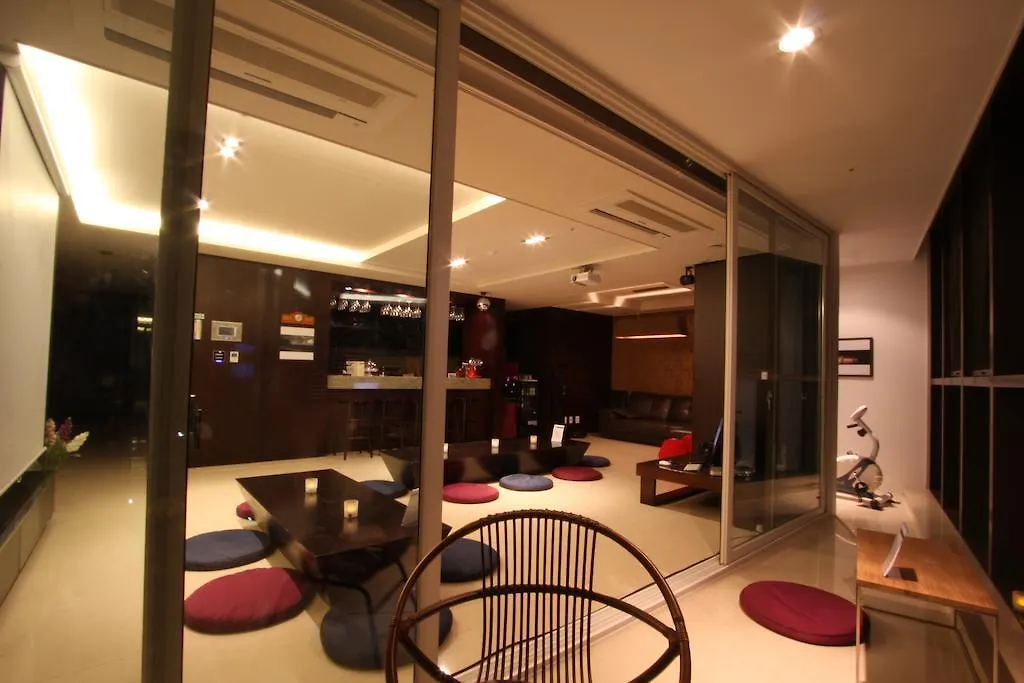 Pale De Cz Lct House Apartment Busan