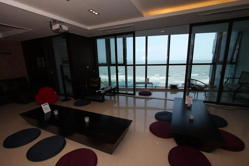 Pale De Cz Lct House Apartment Busan
